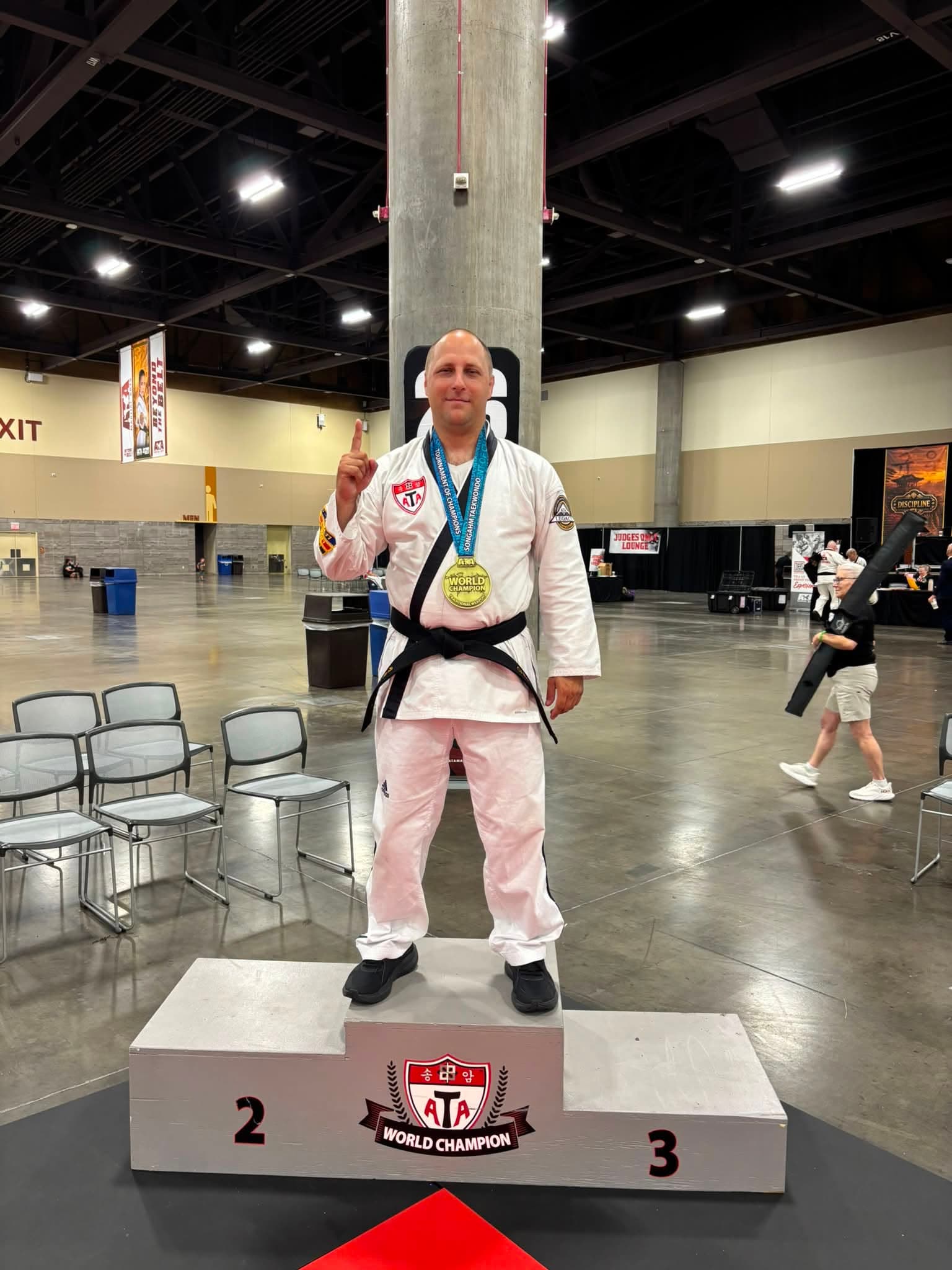 CHRIS PAJDZIK - HEAD INSTRUCTOR at Raising the Bar